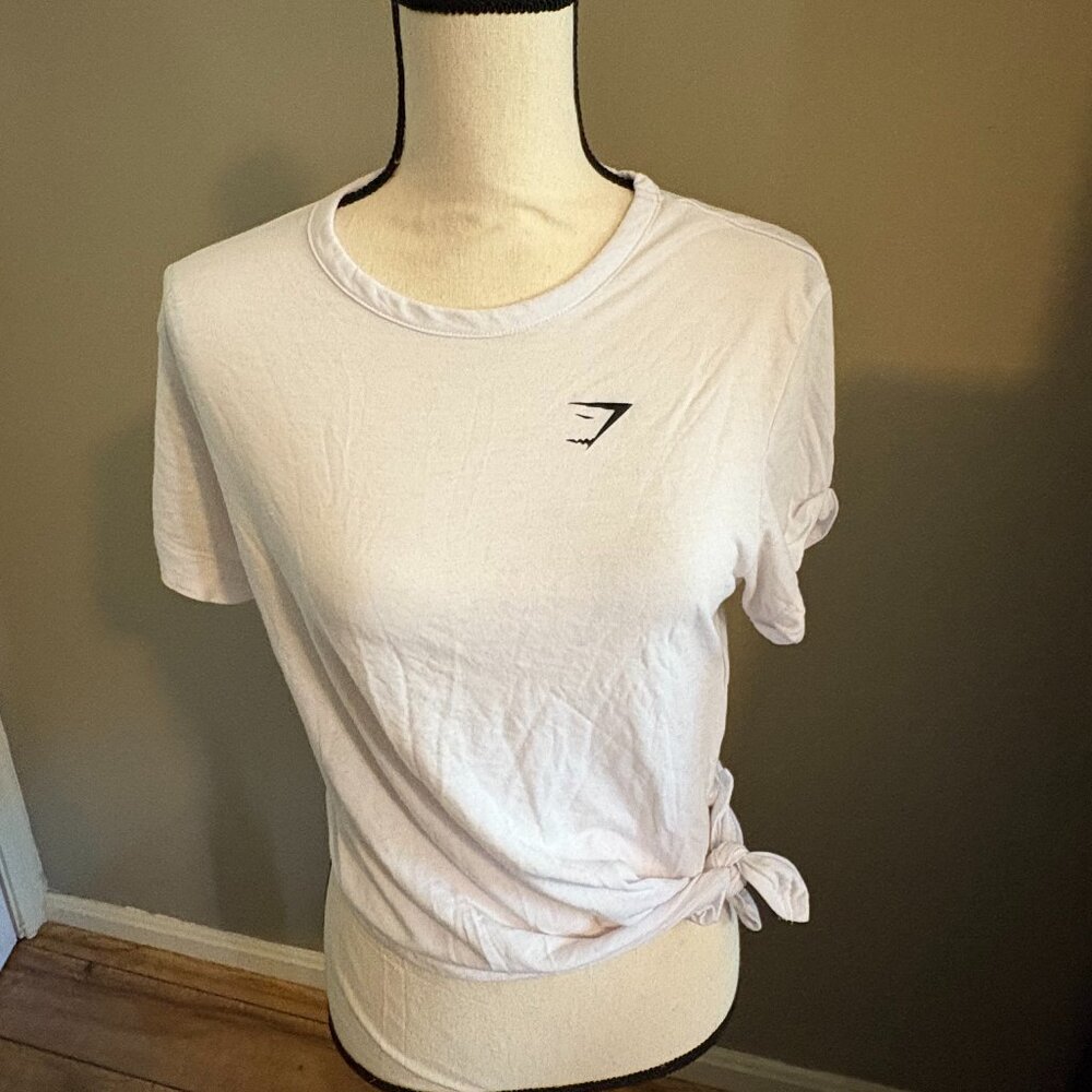 NWOT White Gym Shark shirt size M